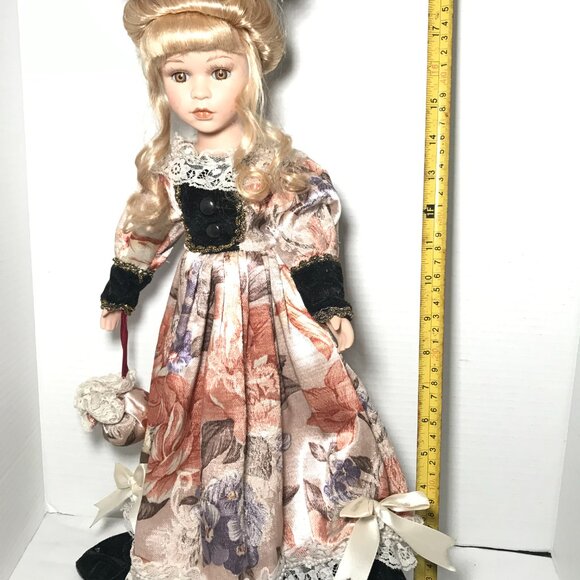 Share Vintage 90s Blonde Curly Hair Victorian Dress Doll 18 Inches with Stand - Picture 7 of 7